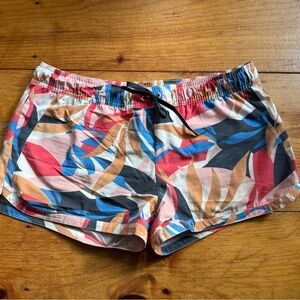 Prana Colorful Women's Shorts, size L